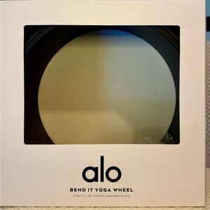 ALO Bend It Yoga Wheel